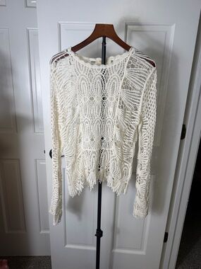Rebellion by Fashion Off White / Cream Crochet Fringe Top